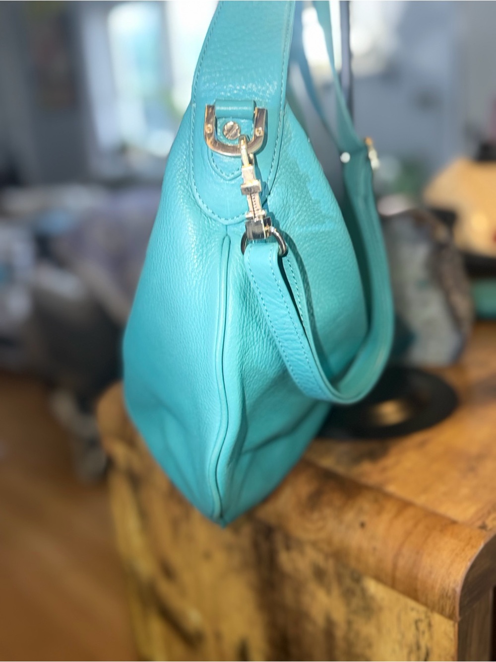 Tory Burch Turquoise 2 way bag and wallet combo! - Picture 5 of 16